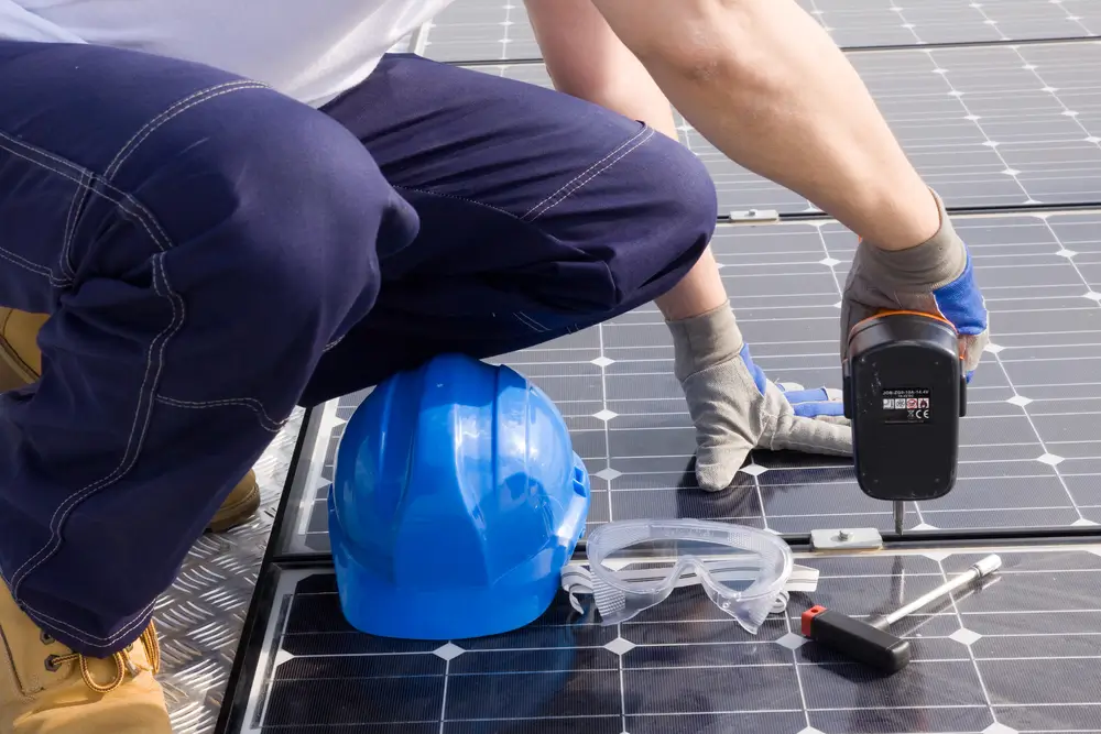 installing the photovoltaic panels on home
